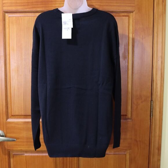 Forever 21 Black Crew Neck Sweater with Rock Band Graphic Oversized Small - Picture 11 of 15